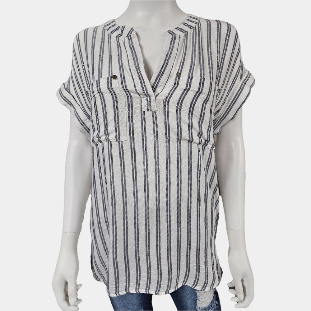 Jones New York Short Sleeve V-Neck Striped Round Hem Tunic Size S
